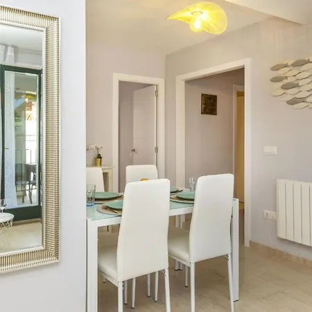 Mitsu By Interhome Lägenhet Tossa de Mar